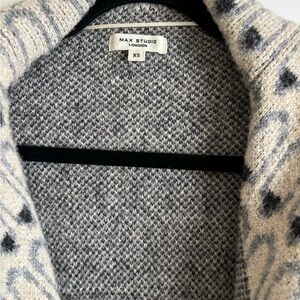 Max Studio Black and Cream Patterned Cardigan